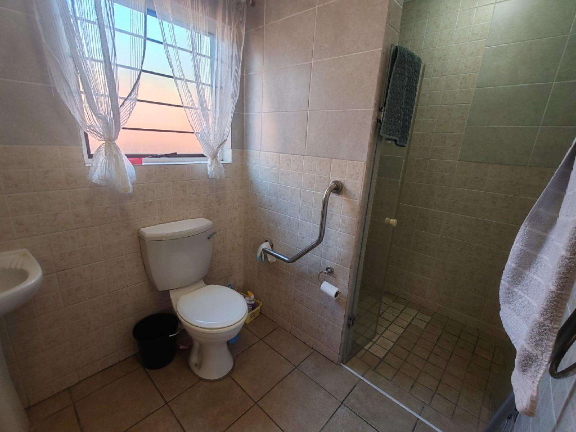  of property in Willow Park Manor