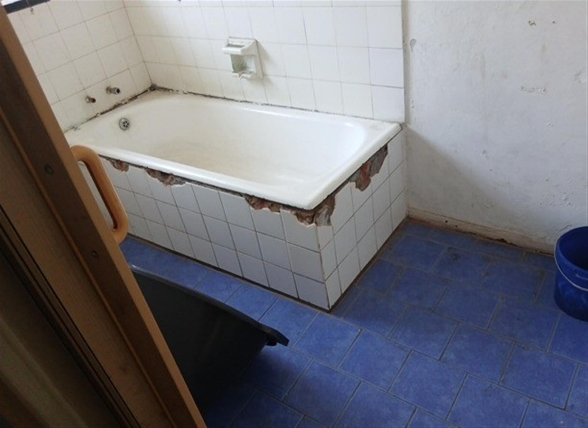 Bathroom 2 of property in Elsburg