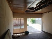 Spaces of property in Elsburg