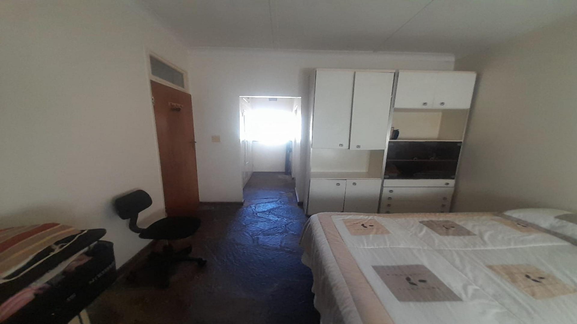 Bed Room 1 of property in Gillview