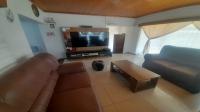 Lounges of property in Gillview