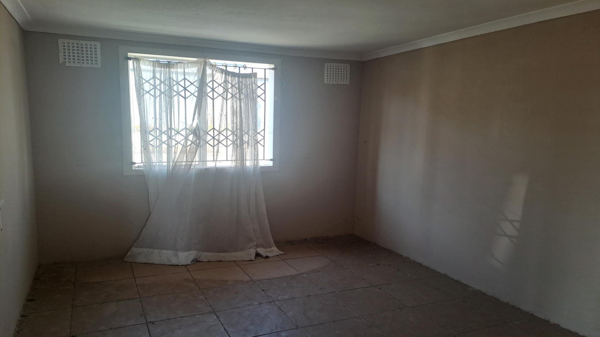 Bed Room 2 of property in Rainham