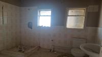 Bathroom 1 of property in Rainham