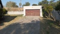 Garage of property in Brits