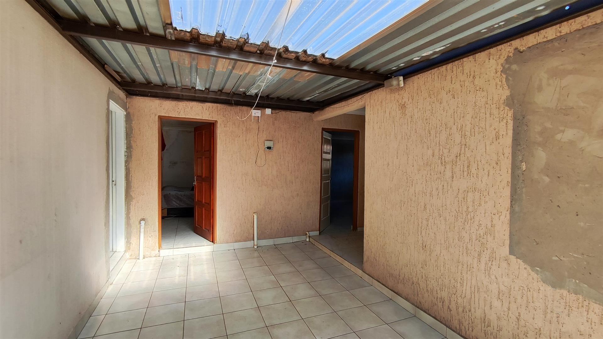 Patio - 20 square meters of property in Alliance