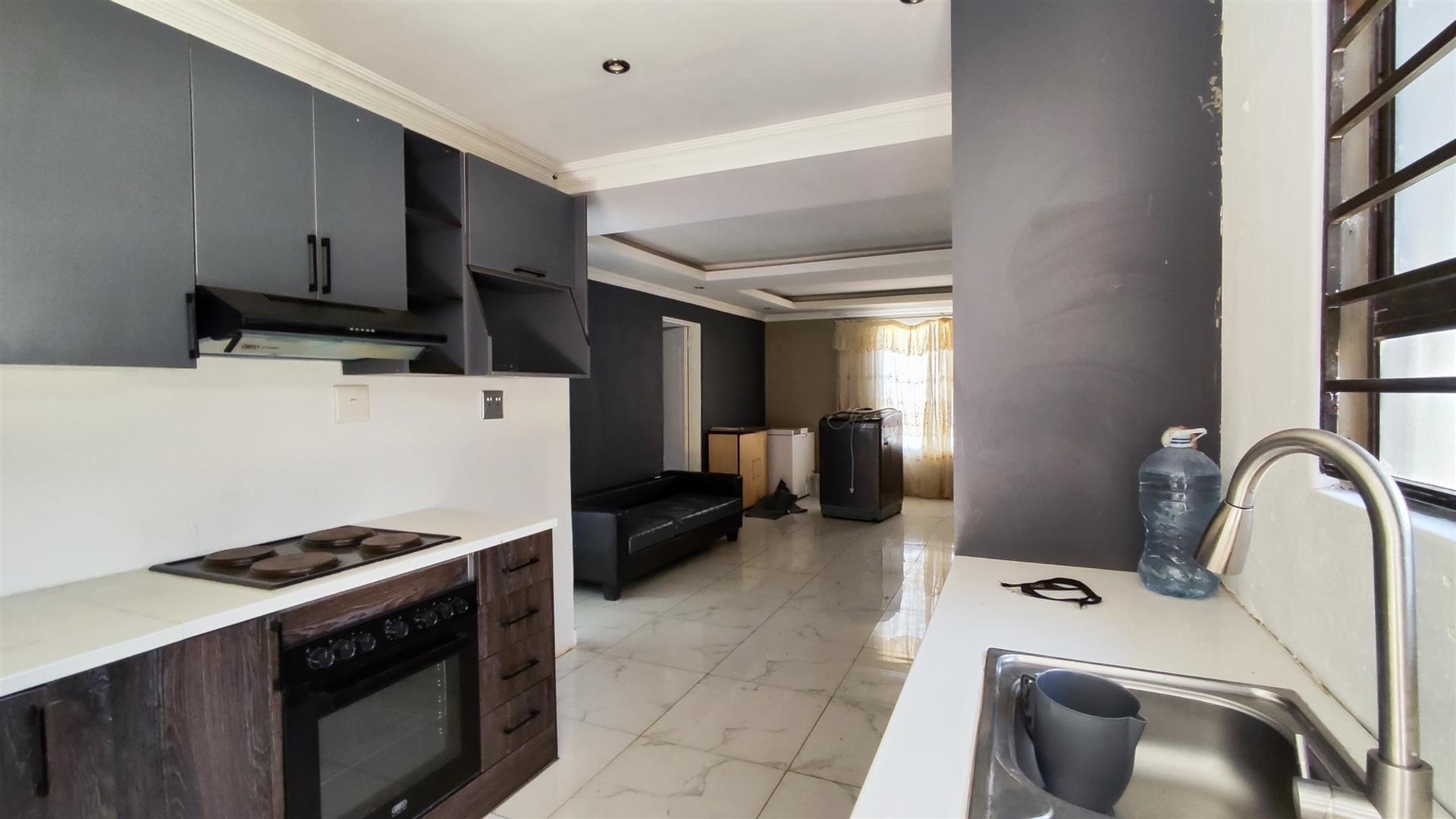 Kitchen - 10 square meters of property in Alliance