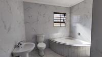 Bathroom 2 - 8 square meters of property in Alliance