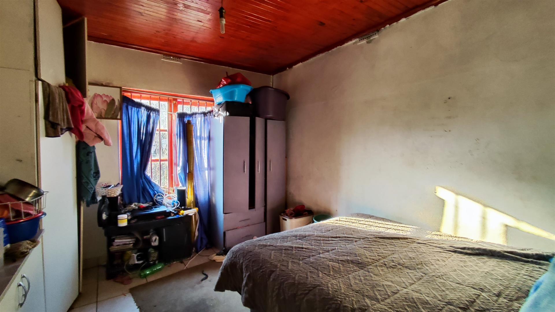 Bed Room 2 - 18 square meters of property in Primrose