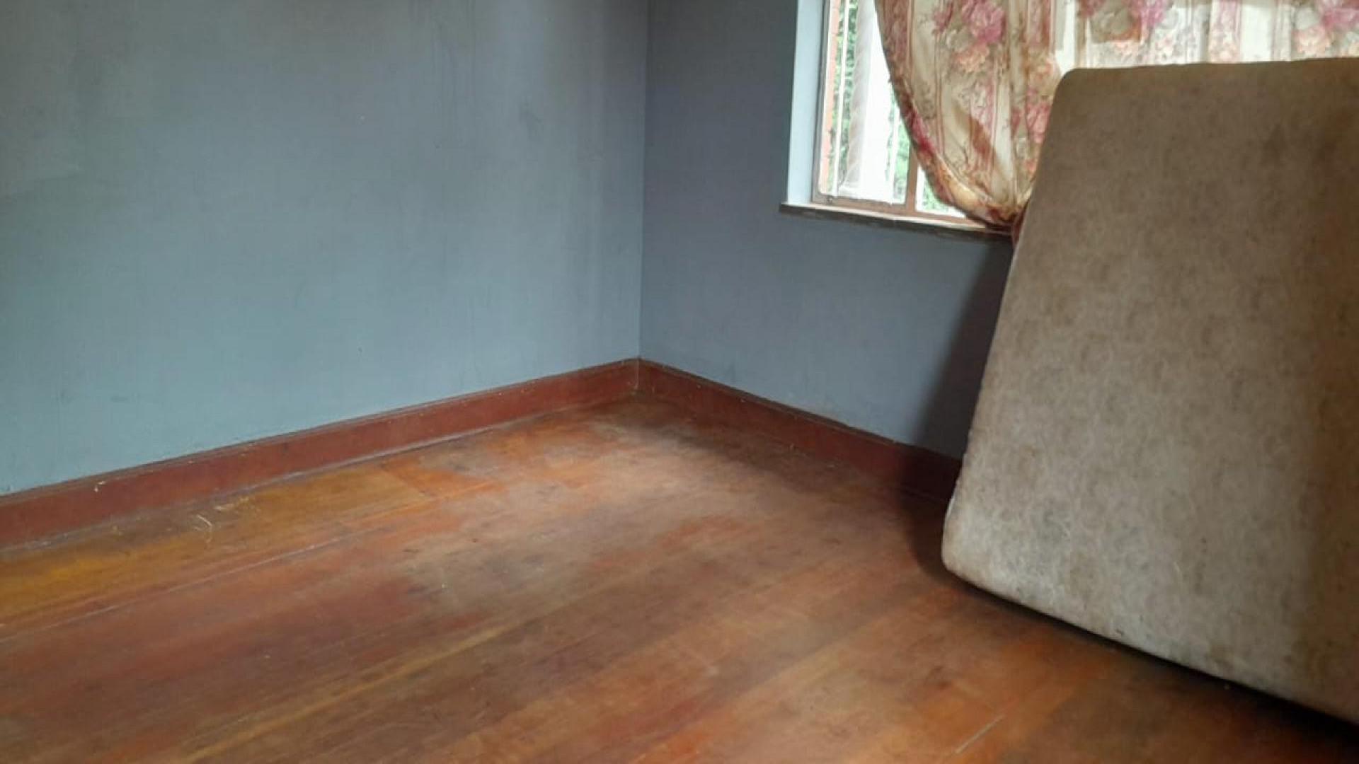 Bed Room 3 of property in Bezuidenhout Valley