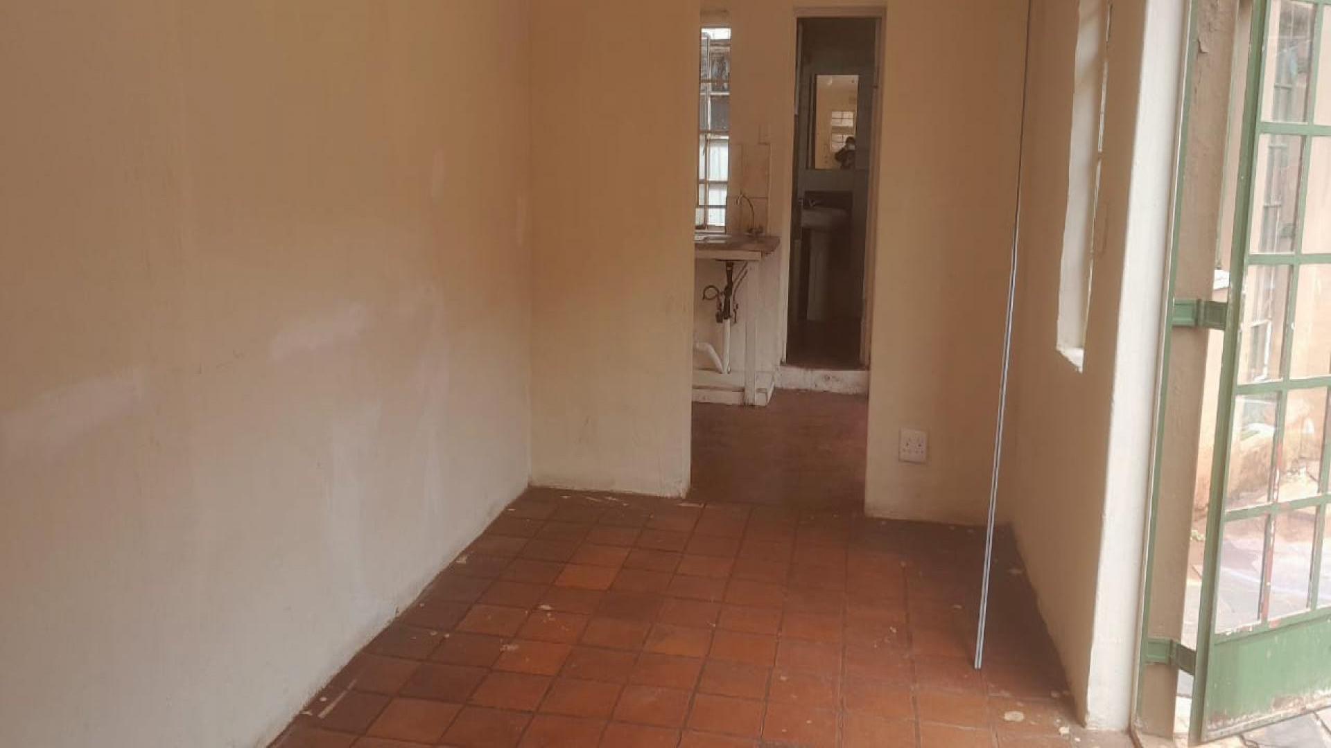 Flatlet of property in Bezuidenhout Valley