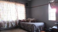 Bed Room 2 - 20 square meters of property in Bezuidenhout Valley