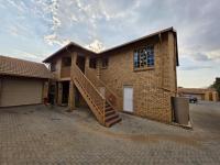  of property in Magalieskruin