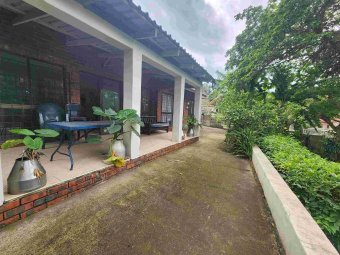 6 Bedroom House for Sale For Sale in Tugela Mouth - MR687977