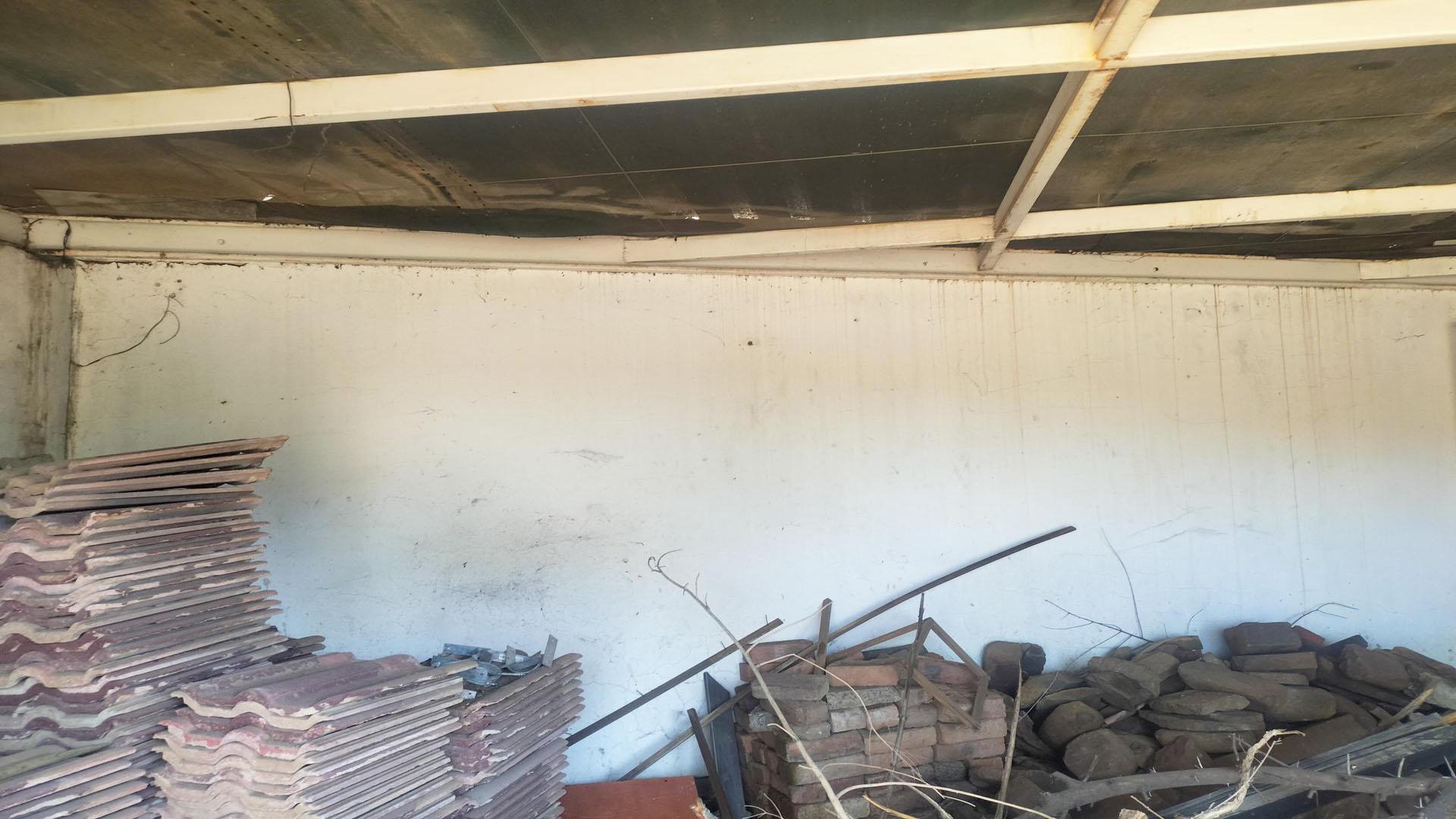 Spaces of property in Fichardt Park