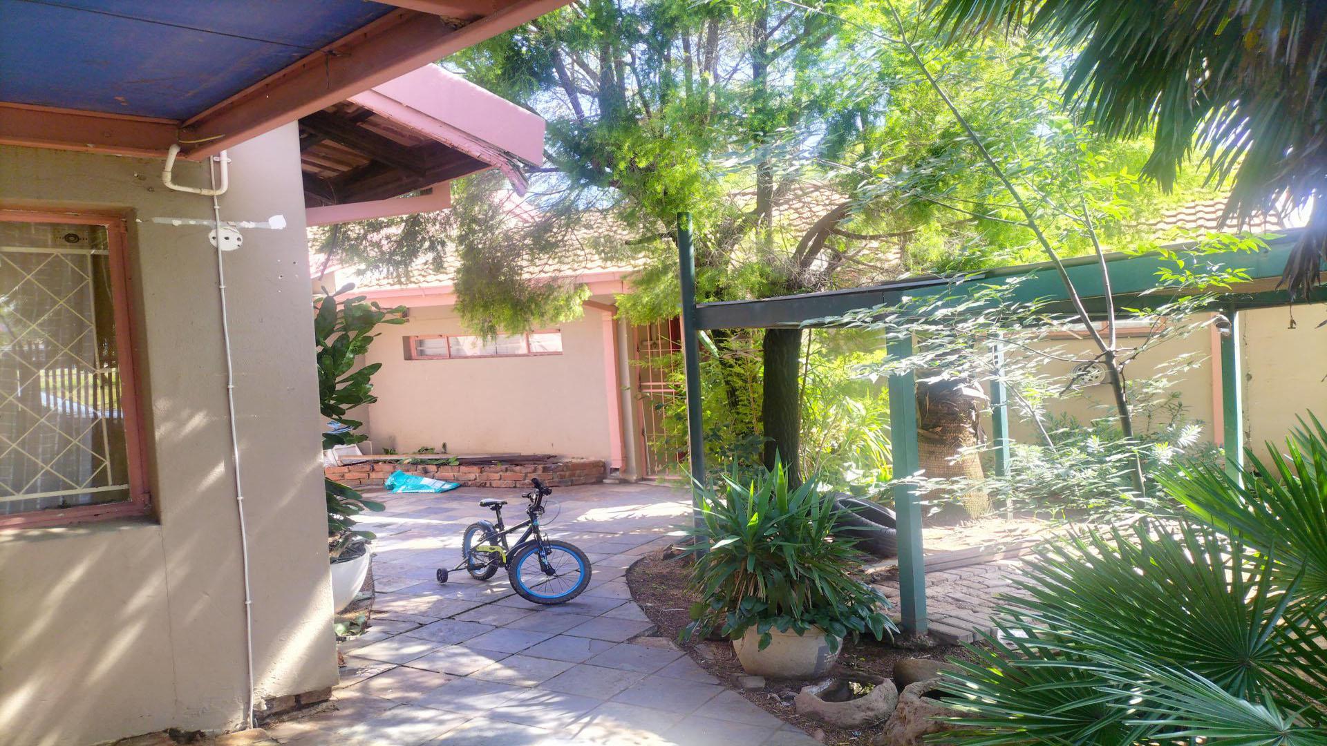 Garden of property in Fichardt Park