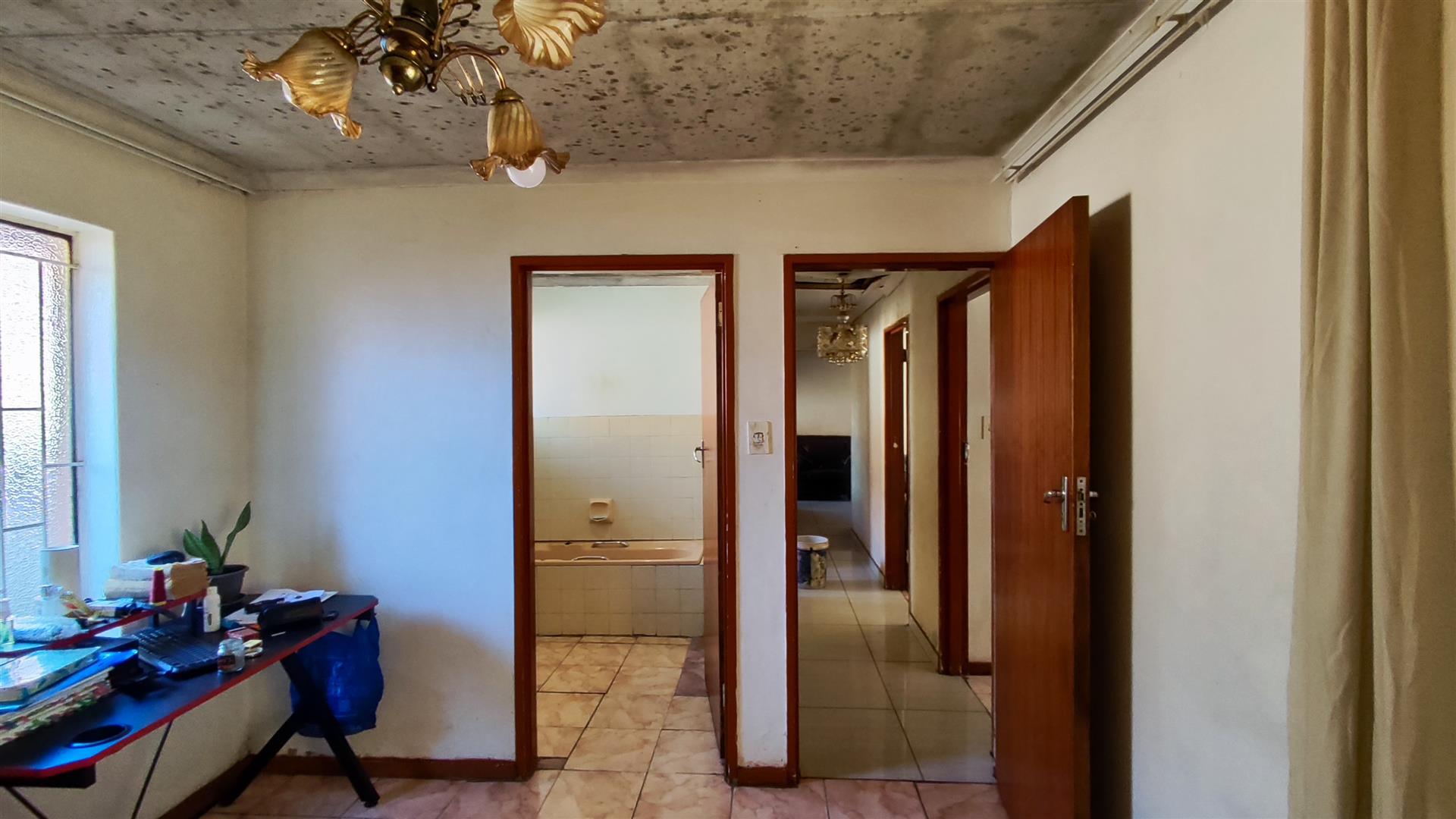 Main Bedroom - 13 square meters of property in Sebokeng