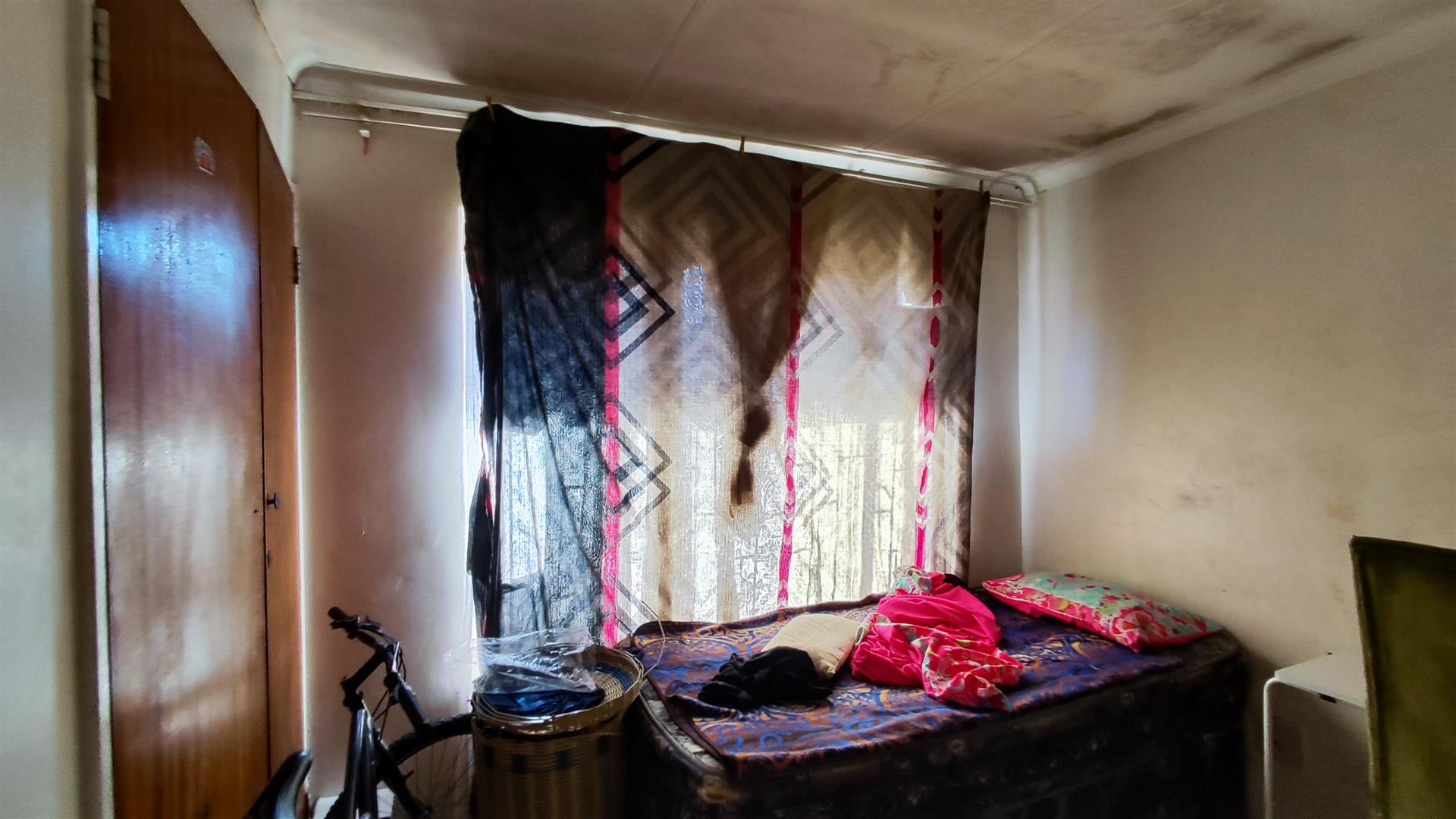 Bed Room 1 - 10 square meters of property in Sebokeng