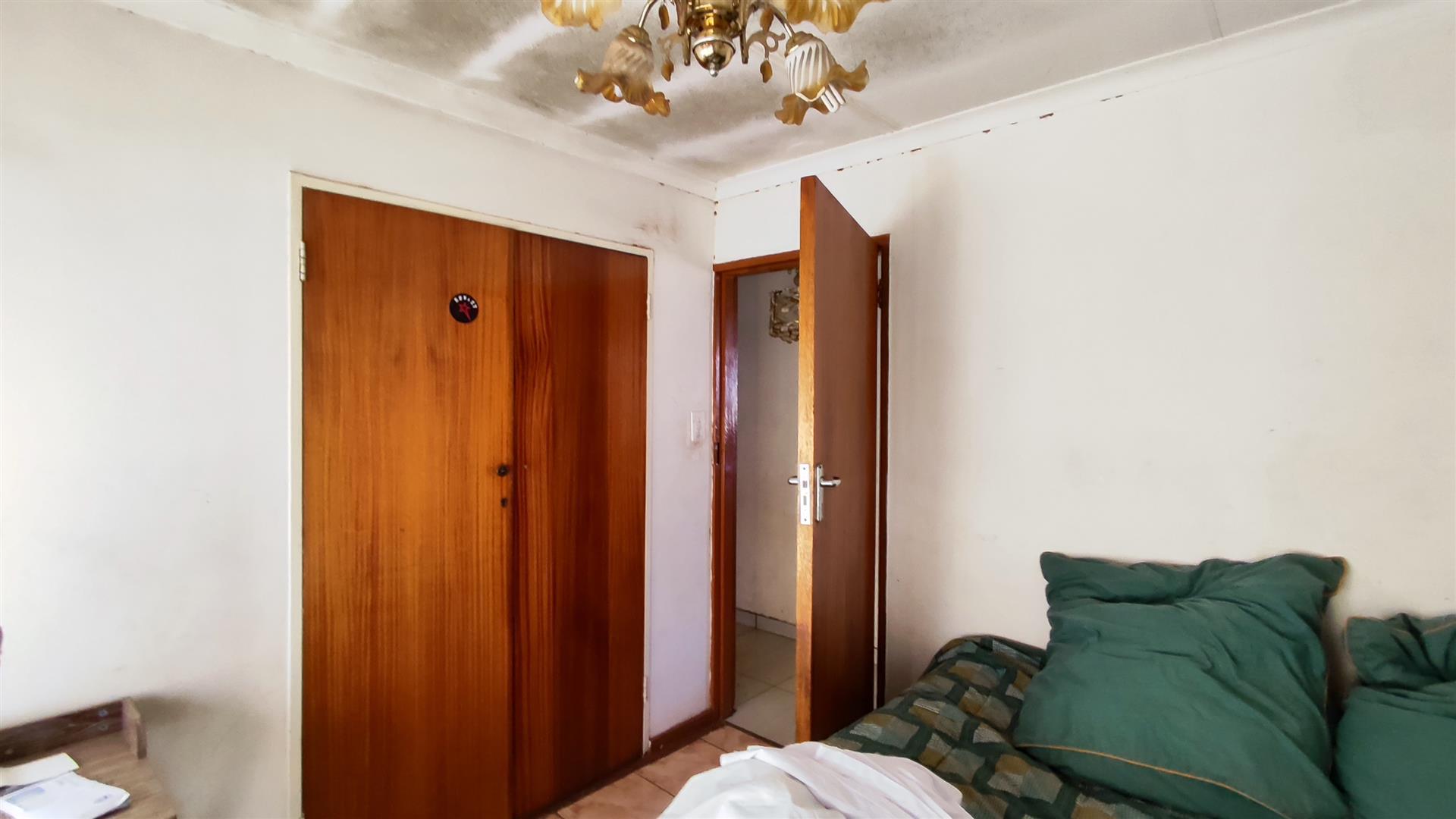 Bed Room 2 - 11 square meters of property in Sebokeng