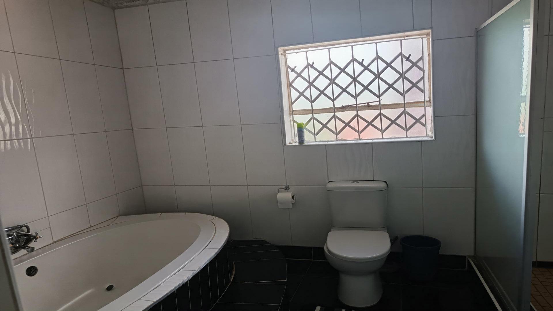 Bathroom 3+ of property in Makhado (Louis Trichard)