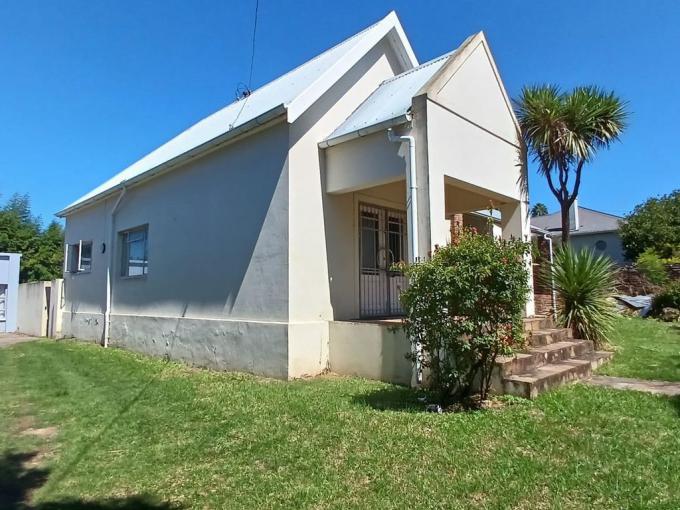 4 Bedroom House for Sale For Sale in Vincent - MR688124