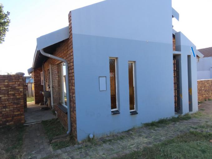 3 Bedroom House for Sale For Sale in Eersterust - MR688139
