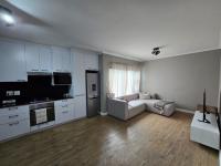  of property in Bloubergrant