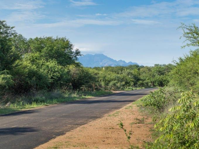 Land for Sale For Sale in Hoedspruit - MR688153