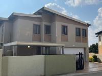  of property in Geelhoutpark