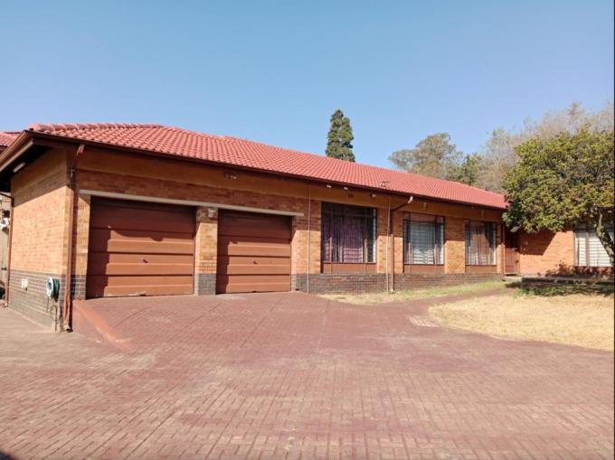3 Bedroom House for Sale For Sale in Robertsham - MR688164