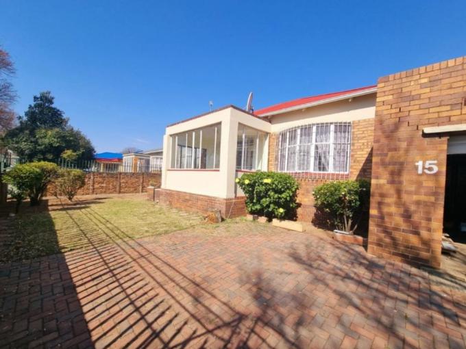 3 Bedroom House for Sale For Sale in The Hill - MR688167