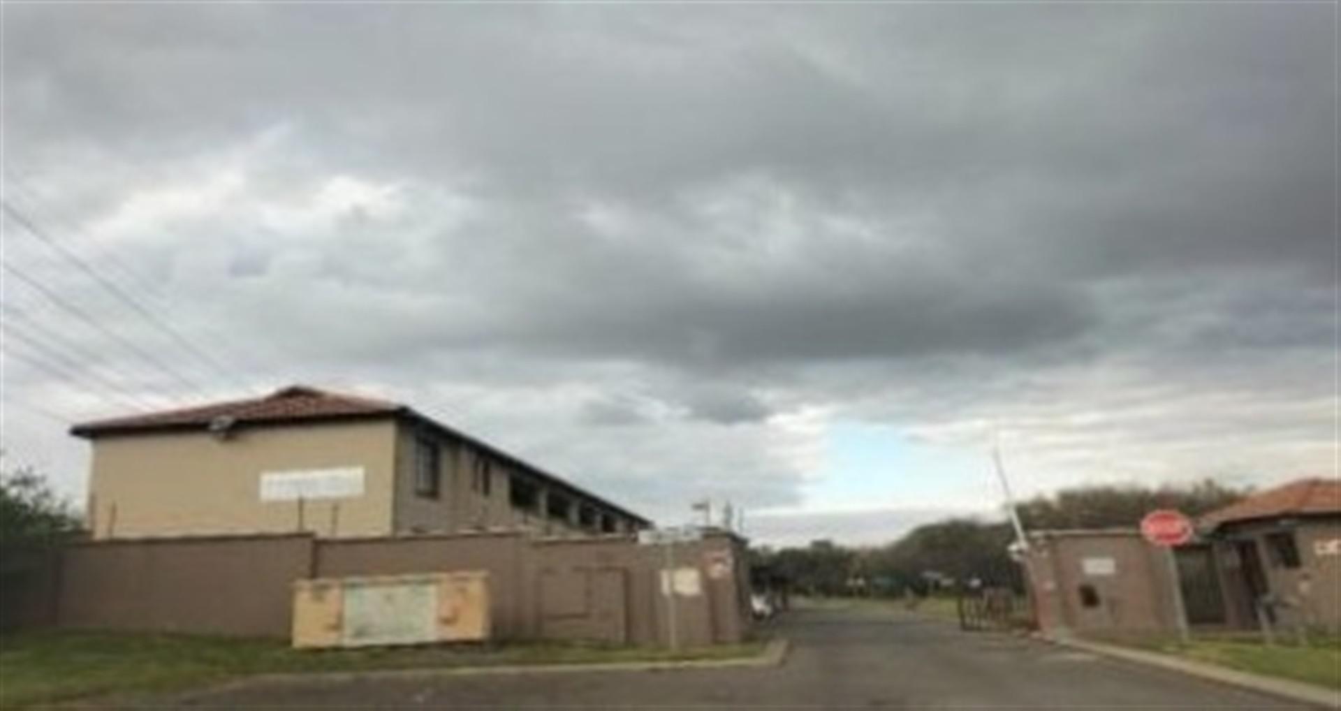 Front View of property in Roodepoort West