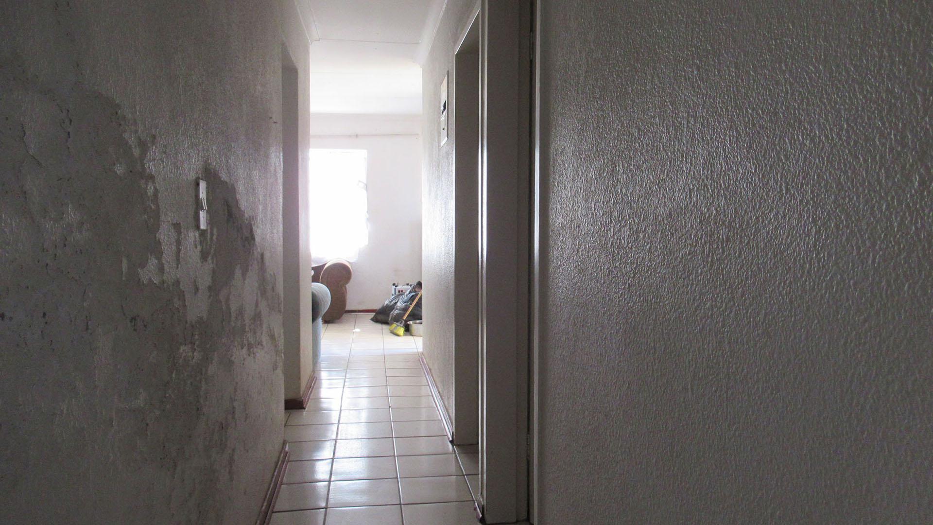 Spaces - 4 square meters of property in Lenasia South