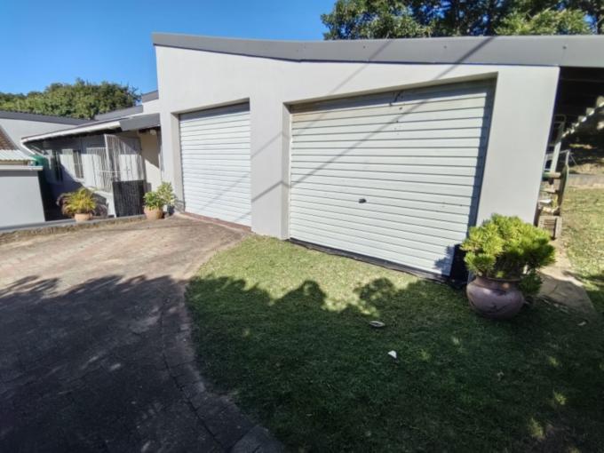 3 Bedroom Sectional Title for Sale and to Rent For Sale in Margate - MR688214