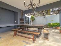  of property in Magaliessig