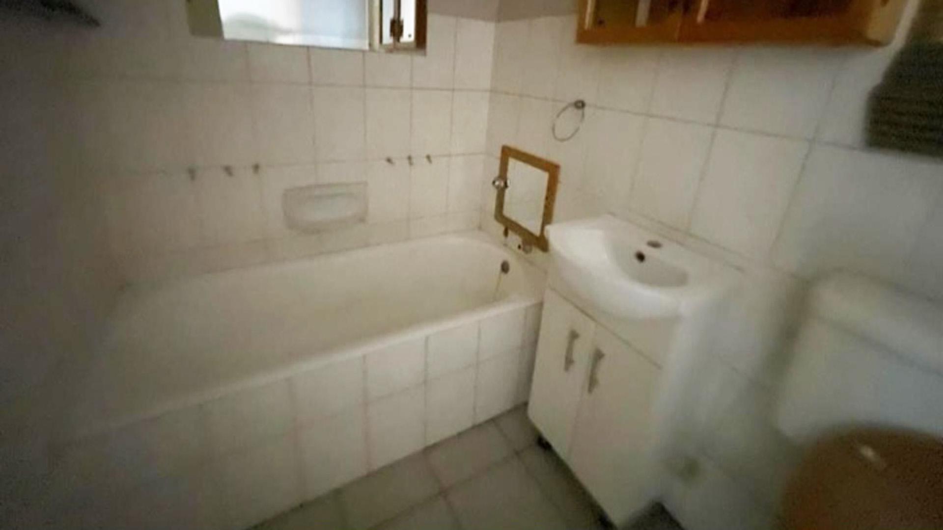 Bathroom 1 of property in Proclamation Hill