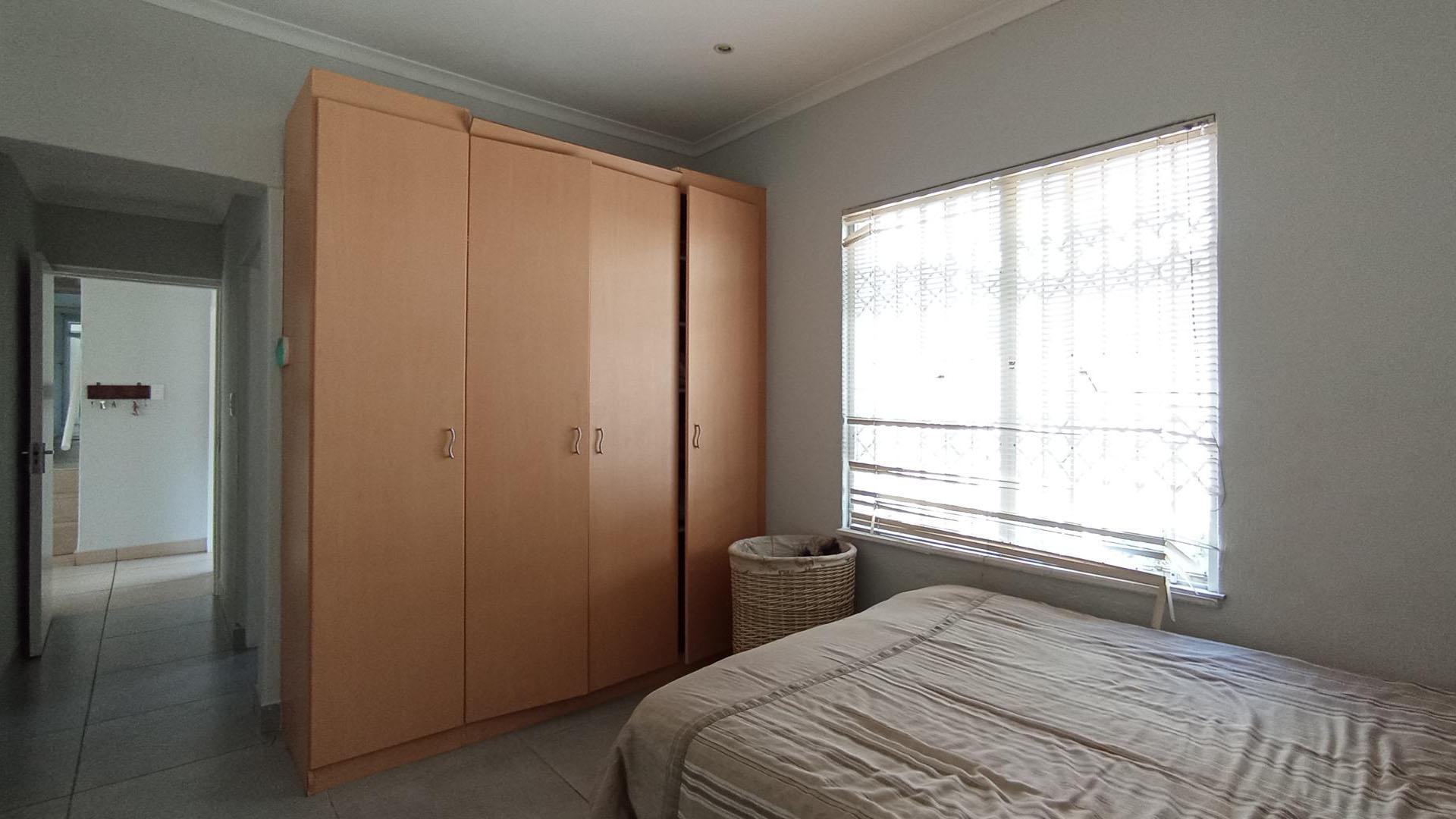 Bed Room 3 - 12 square meters of property in Morningside