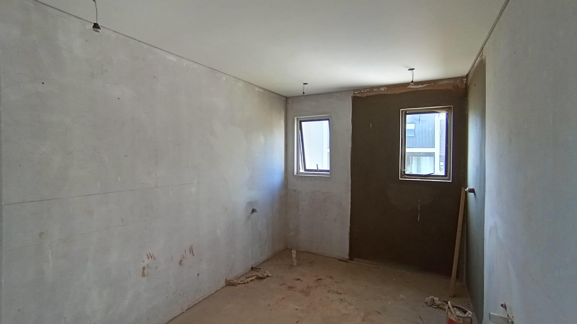 Bathroom 1 - 12 square meters of property in Albany