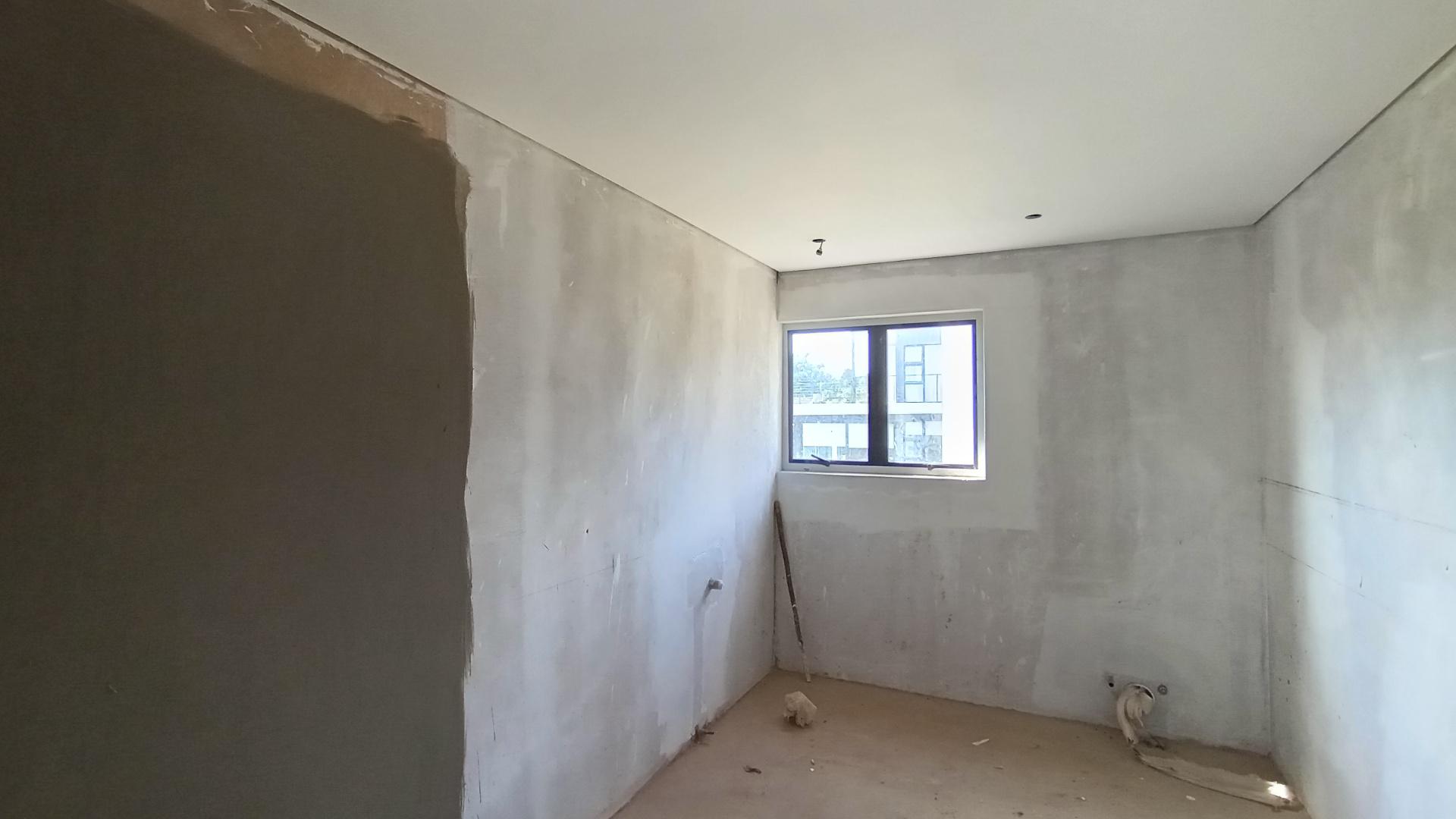 Main Bathroom - 12 square meters of property in Albany