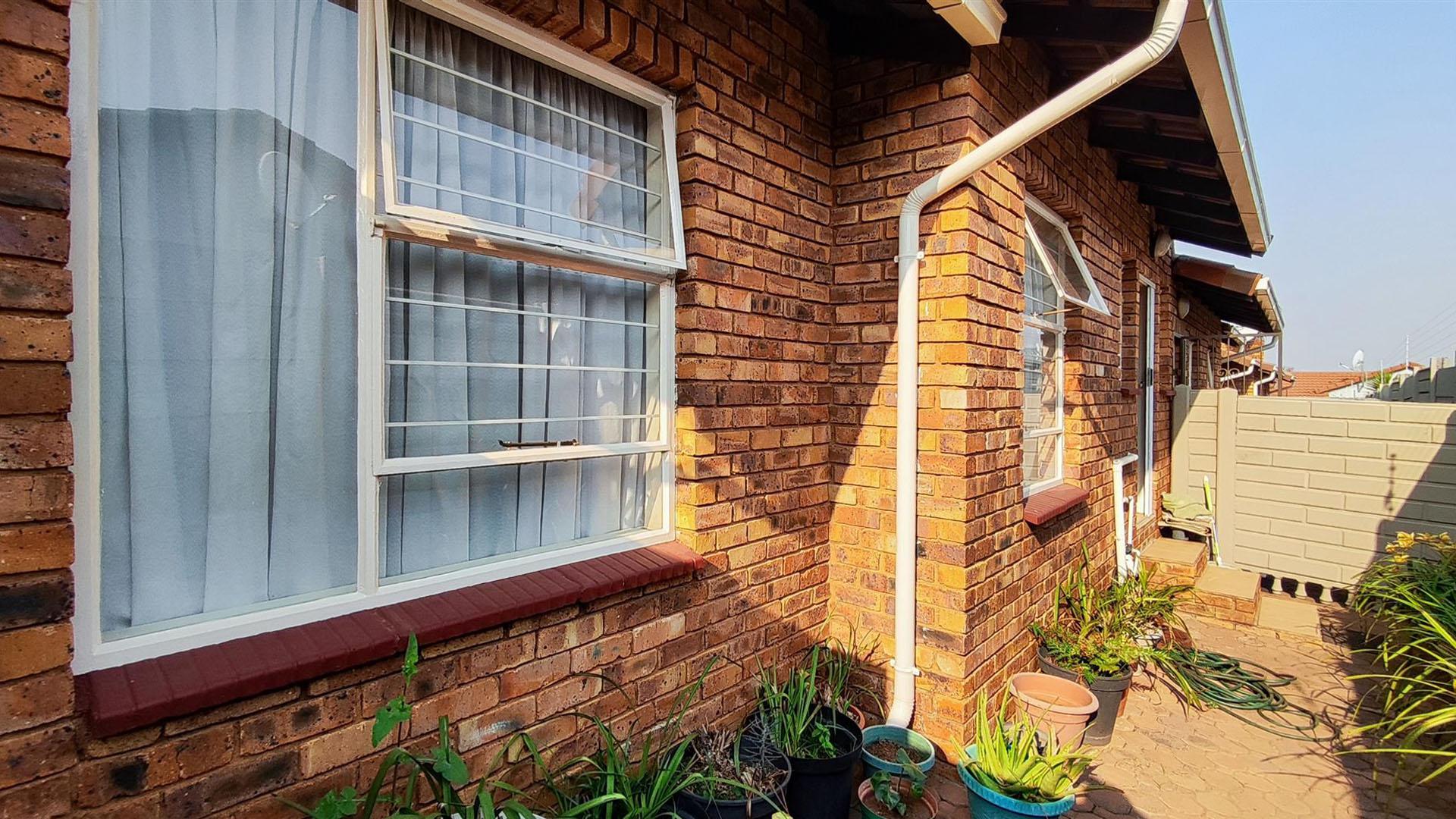 Backyard of property in Meyersdal