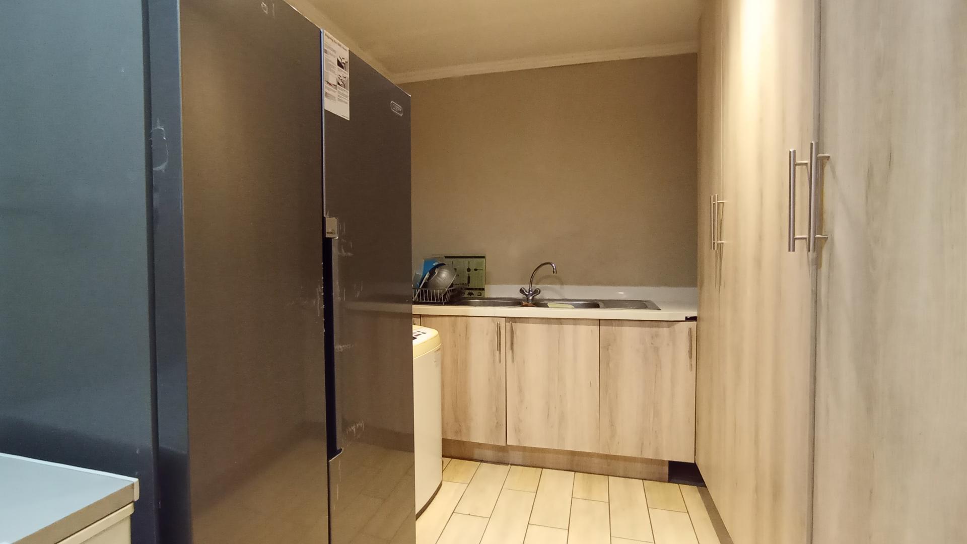 Scullery - 19 square meters of property in Wierdapark