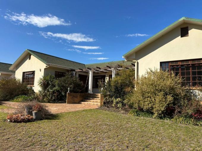 4 Bedroom House for Sale For Sale in Barrydale - MR688305