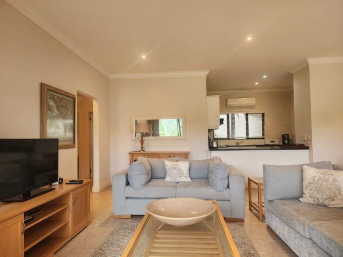 3 Bedroom Simplex for Sale For Sale in Selbourne Golf Estate - MR688343