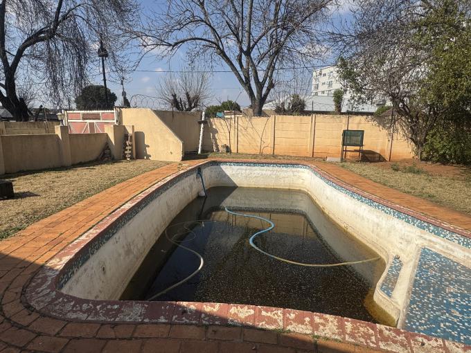 3 Bedroom House for Sale For Sale in Florida - MR688350