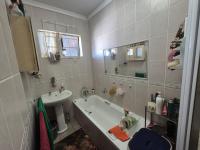 of property in Geelhoutpark