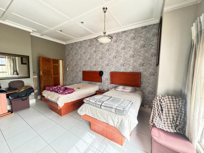 7 Bedroom Commercial for Sale For Sale in Observatory - JHB - MR688355