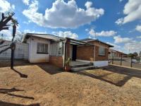  of property in Primrose