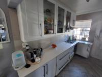  of property in Brackenhurst