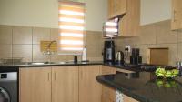 Kitchen - 7 square meters of property in Olifantsvlei 327-Iq