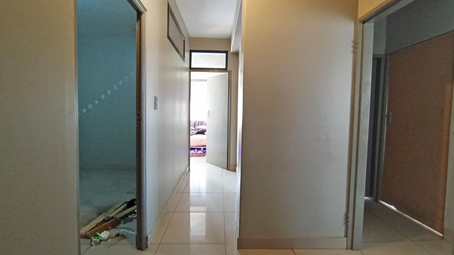 Spaces - 7 square meters of property in Arcadia