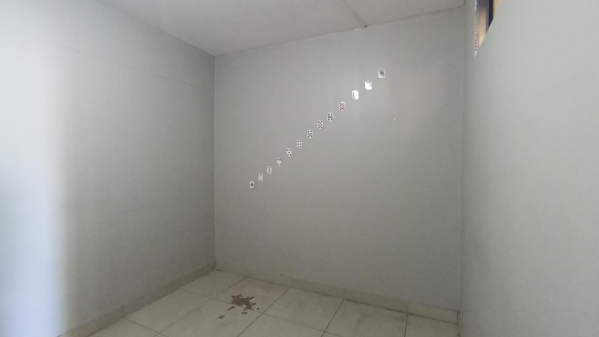 Bed Room 1 - 15 square meters of property in Arcadia